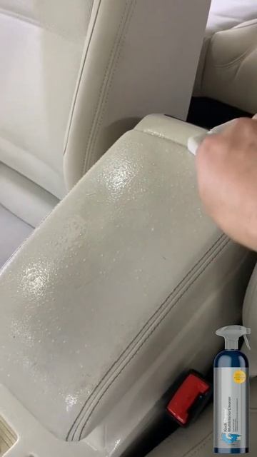 Готов за употреба универсален почистващ препарат за целия интериор KochChemie Multi Interior Cleane