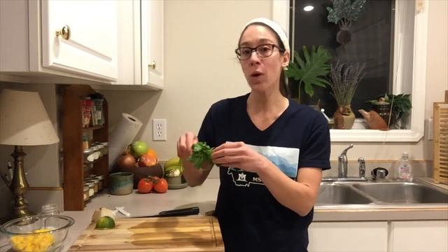 Mango Salsa & Baked Tortilla Chips