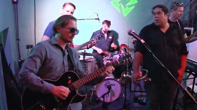 21twenty - T-Bone Shuffle At Club Riff, Hamburg