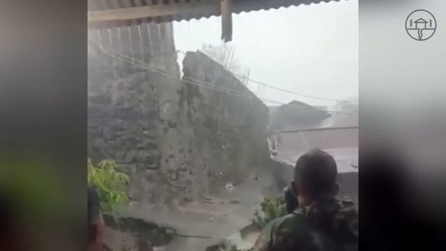 The City Is Sinking! 400 Houses Are Destroyed By Flooding In Manado, Indonesia