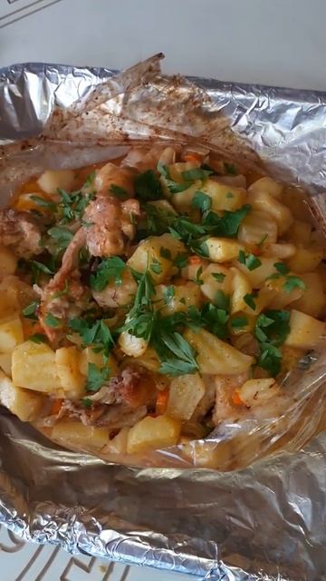 Курица в рукаве😋Пока ничего подробно не описано как готовить😘