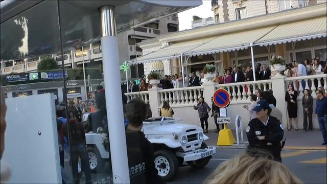 À Cannes, Un Mariage Digne De Bollywood