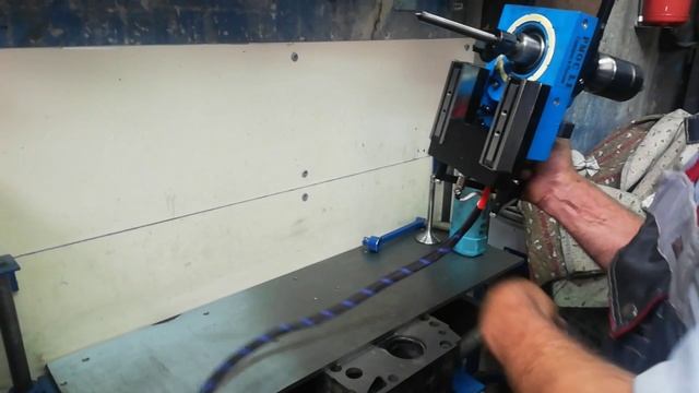 Станок для прирезки сёдел ГБЦ.