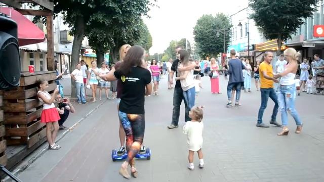 Танцювальний Open Air 