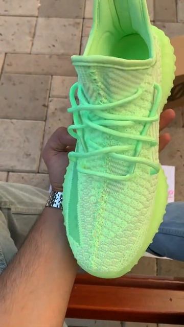 YEEZY BOOST 350 Green