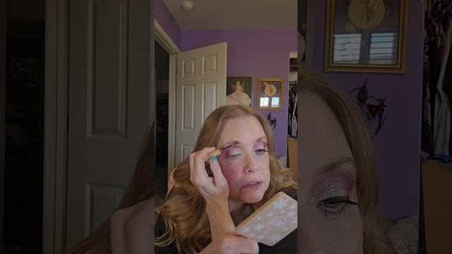 ABH Norvina Collection.