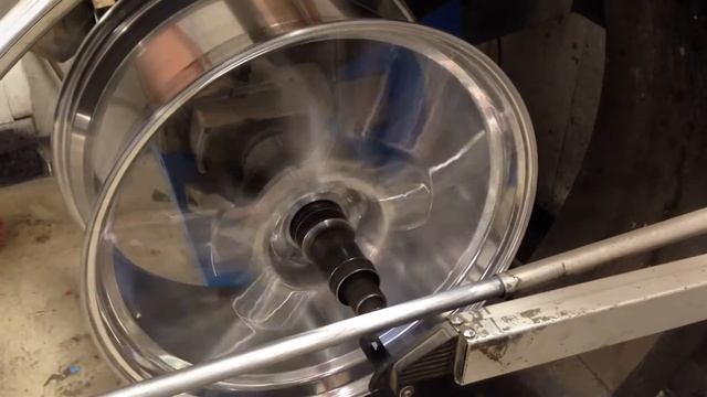 Niche Ascari 22x10.5