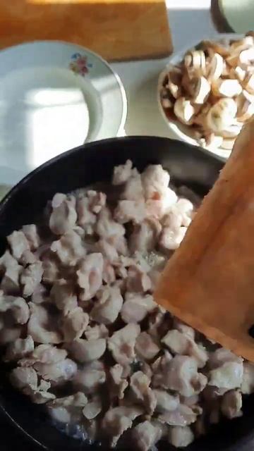 желудки под шубой # желудки с шампиньонами в сметане