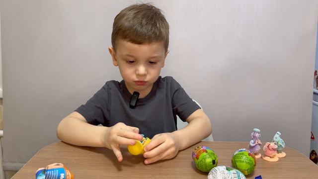 Распаковка коробочки Sweet Box «Детектив Финник» и яиц «Kinder”, “Roblox”, «Смешарики