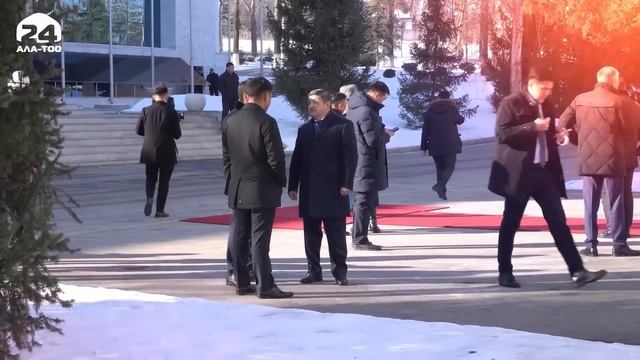 Анонс: Өзбек президентинин сапары - кадр сыртында