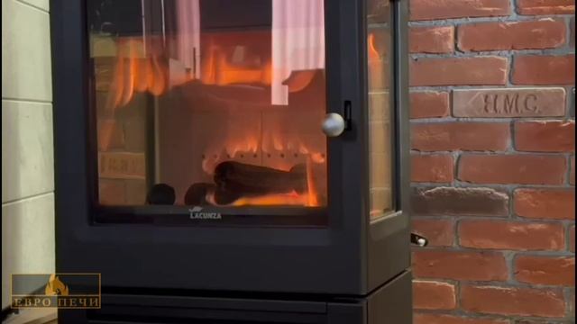 Печь-камин Lacunza Garde горение