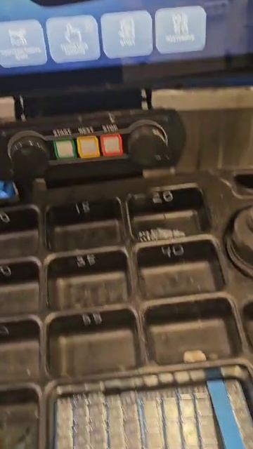 WhatsApp Video 2025-03-09 At 18.58.11