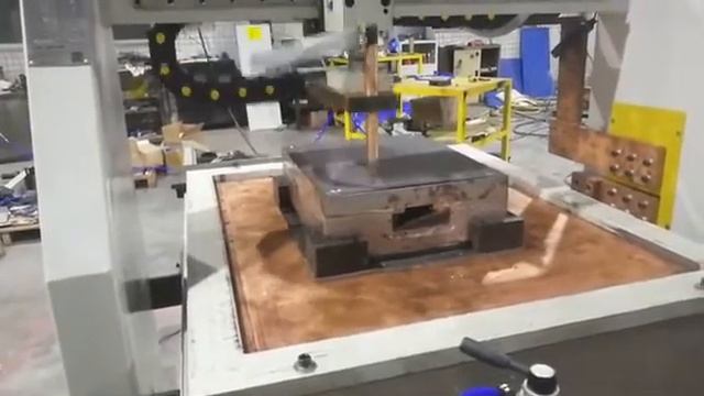 Станок контактной сварки портальный с ЧПУ