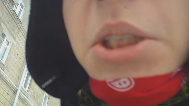 вырезал момент из видео по просьбе)