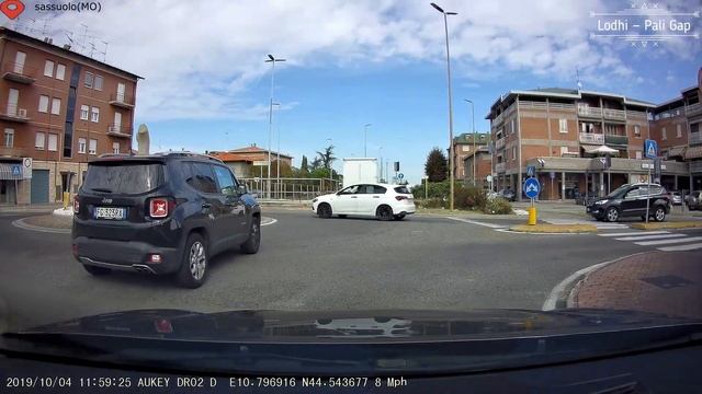 Italy Bad Drivers #95