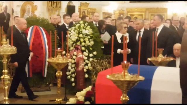 С Артуром Чилингаровым простились в Храме Христа Спасителя