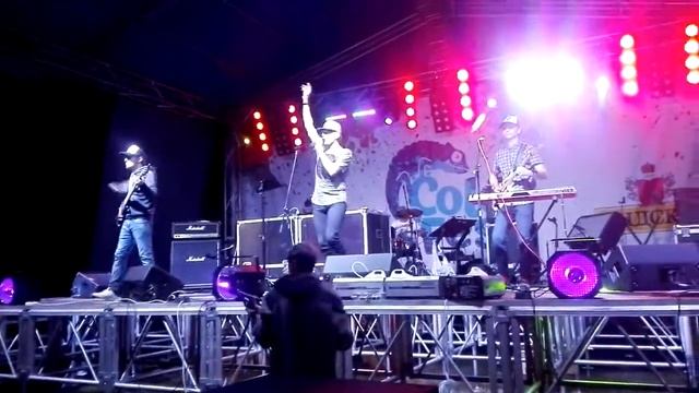 Brooklyn - Притяжение / С тобой (live, ColorFest 2017 Grodno)