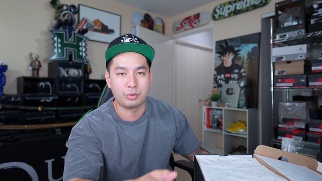 Unboxing 2 MINI Sneaker Mystery Boxes! (SNEAKER HAUL)