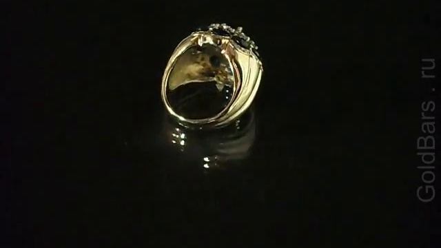 Ювелирное кольцо из золота, с бриллиантами и сапфирами. GoldBars.ru