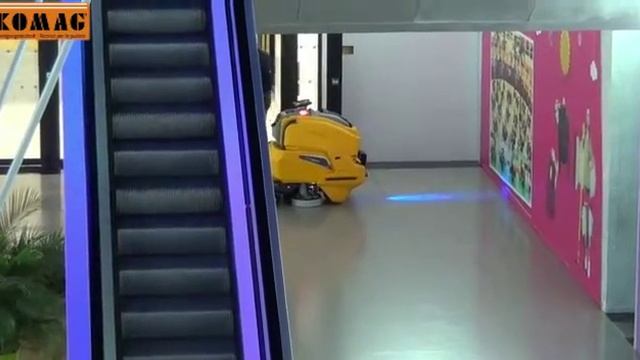 R-Quartz Test In Geöffnetem Einkaufscenter!