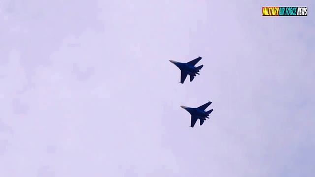 Crazy Russian Pilot - Sukhoi SU-35S Cobra Maneuver Awesome Russian Fighter Jet