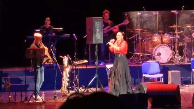 Елена Ваенга- Жираф (Череповец 14.10.21)