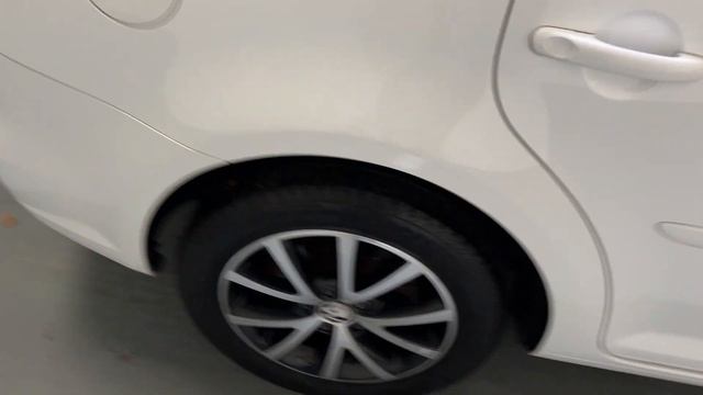 2011 (60) Volkswagen Touran 2.0 TDI SE DSG 5dr (5 Seats) 47k miles Diesel Automatic 2 owners