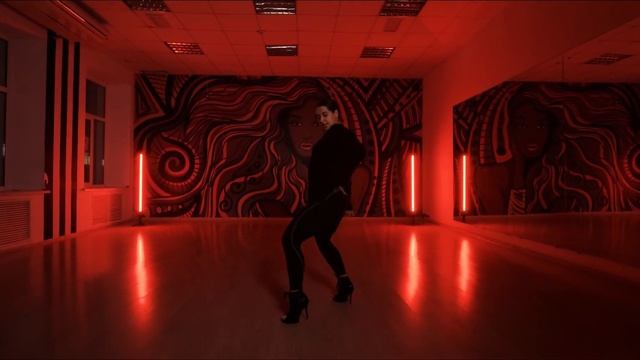 HIGH HEELS // Виктория Стасишина