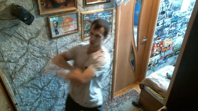 Сальса, ёлка - пила.