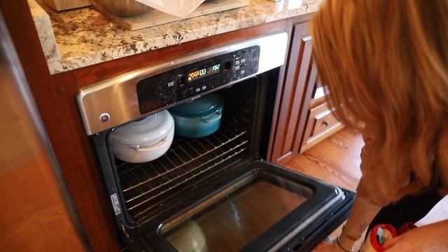 EASY BREAD FOR BEGINNERS!!  Tomato Soup + Spinach Pasta! \\ COOK WITH ME For Our Big Family Of 10!