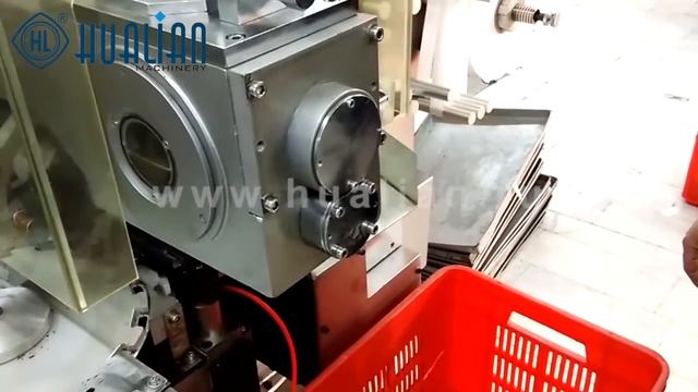 Машина для обертывания конфет в фантики DXDZ-820А