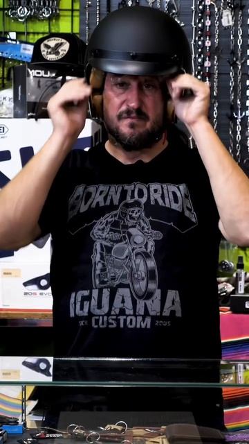 No Se Puede Pedir Más A Un Casco En Menos De 60 Segundos Y Por Menos De 60 Euros #iguanacustom