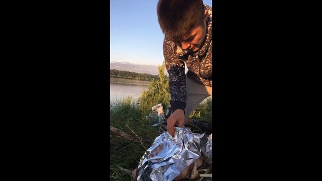КОПТИМ КУРИЦУ НА РЫБАЛКЕ