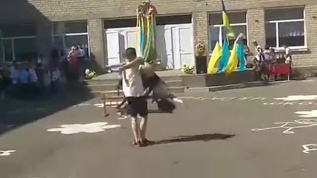 Последний  звонок  