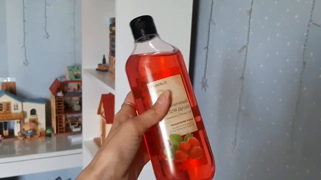 ВЛОГ : УБОРКА В КВАРТИРЕ  ДОСТАЛА СВОЮ КОЛЛЕКЦИЮ Sylvanian families 