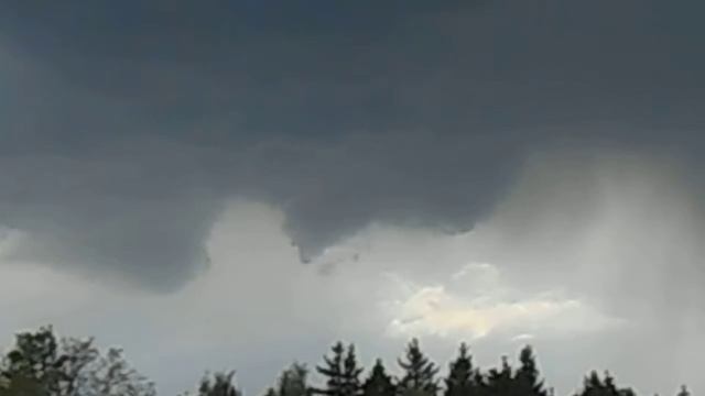 Гроза в селі, 2017-05-08 (3).Шеврон