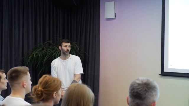 Архітектура — це (не) бізнес. Лекція Слави Балбека