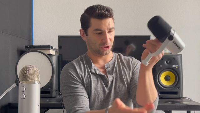 Shure MV7 Microphone Unboxing 🗣️🎤📦 (Shure MV7 White Noir)