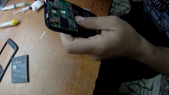Замена шлейфа кнопок громкости Lenovo S820