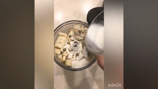 Домашнее мороженое из банана и шоколадной пасты