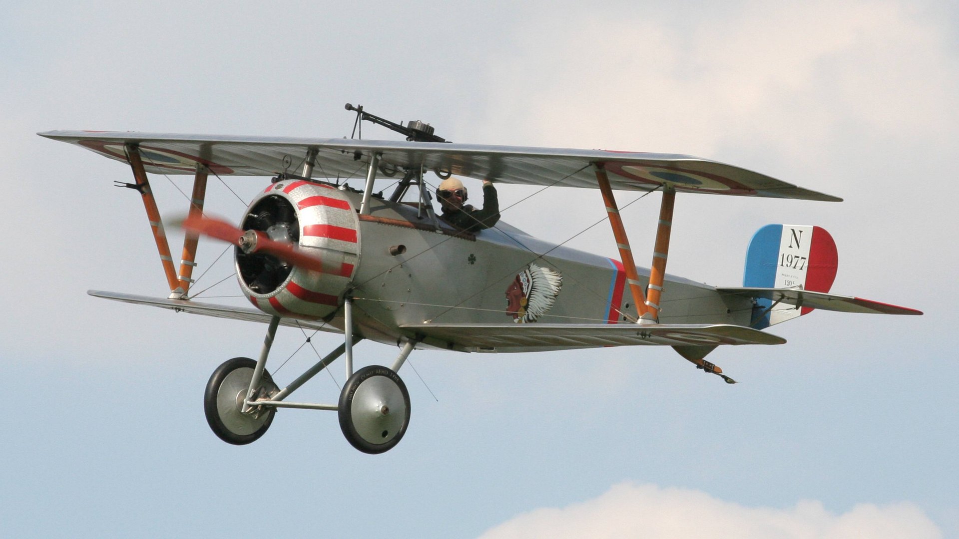 Радиоуправляемая копия Neuport - 17