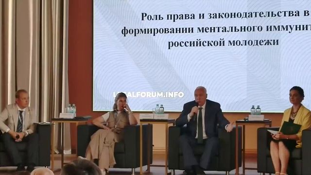 Глава СК Александр Бастрыкин - Я за запрет никаба и хиджаба в России