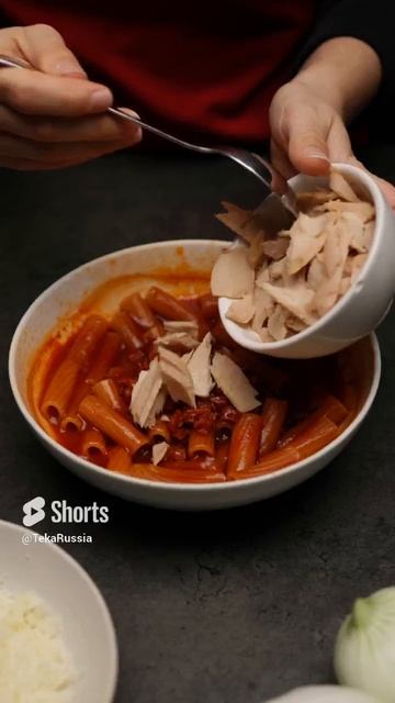 Паста с томатами, приготовленная в микроволновой печи Teka ML822