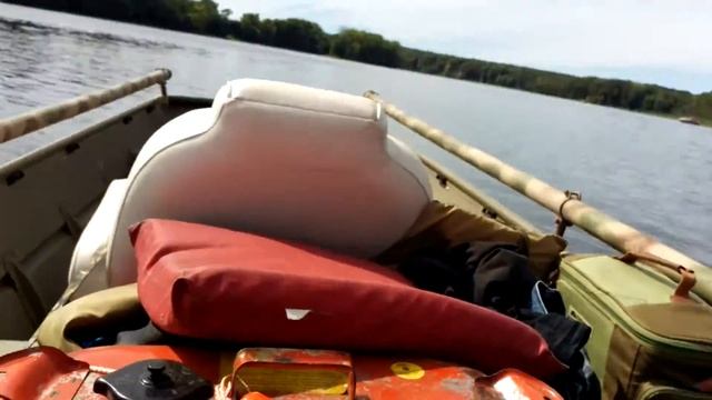 14' G3 Jon Boat 20 Hp Mercury 2 STROKE VS 25 HP MERCURY 4 STROKE