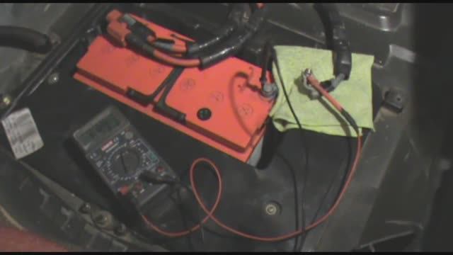 Измерение тока утечки АКБ на автомобиле BMW X5 e53