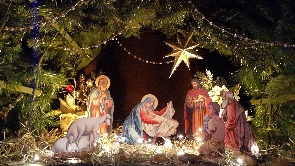 Тропарь Рождества Христова. Христос Рождается, славите! Христос с Небес, срящите! ✨