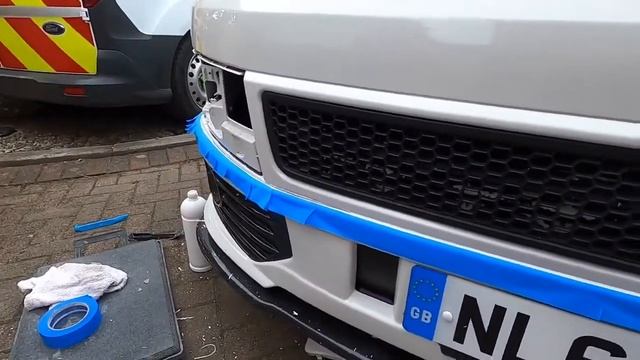 VW T5 After Market Face Lift  Front Bumper Skirt Refresh
