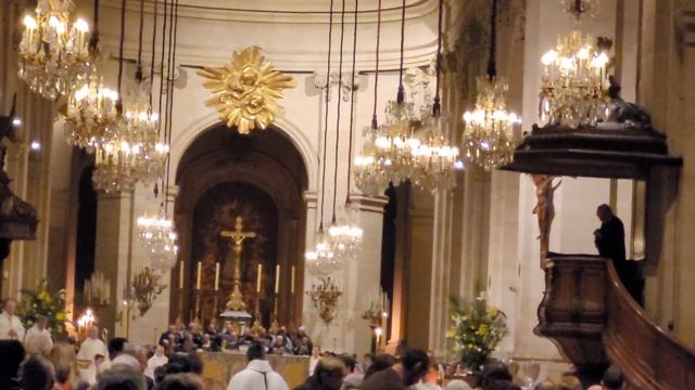 Cathédrale  Versailles Extrait Messe Chrismale Du 4 Avril 2023