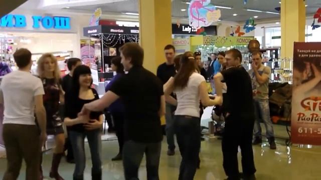 Руэда Зарядка в ТЦ Мадагаскар 07 апреля 2012