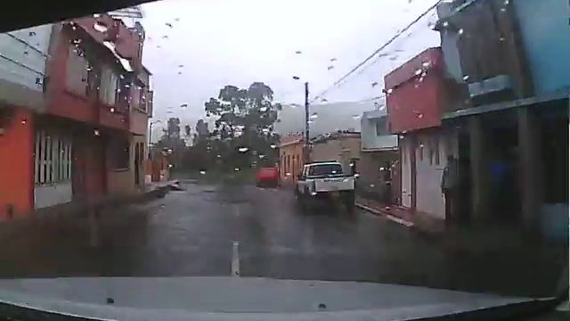 A Bordo De GREAT WALL HAVAL H5 - Lluvia Intensa